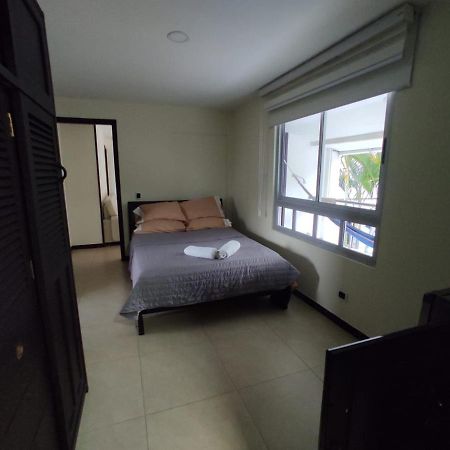 Habitacion Privada En Finca Turistica Hualcala La Mesa  Ngoại thất bức ảnh