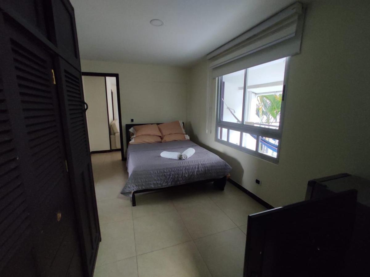 Habitacion Privada En Finca Turistica Hualcala La Mesa  Ngoại thất bức ảnh