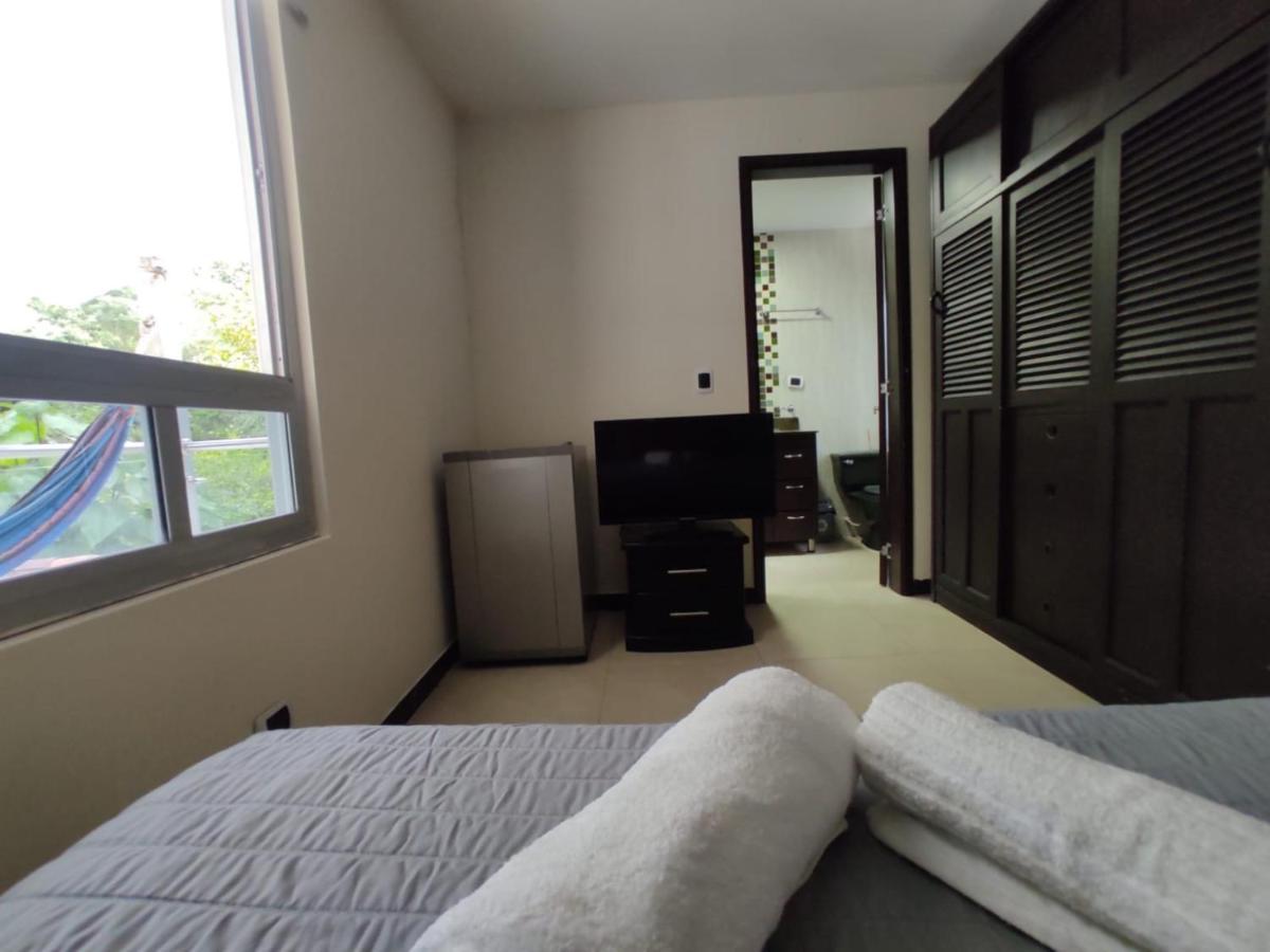 Habitacion Privada En Finca Turistica Hualcala La Mesa  Ngoại thất bức ảnh