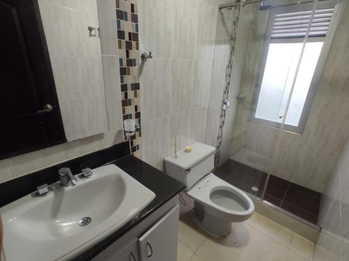 Habitacion Privada En Finca Turistica Hualcala La Mesa  Ngoại thất bức ảnh
